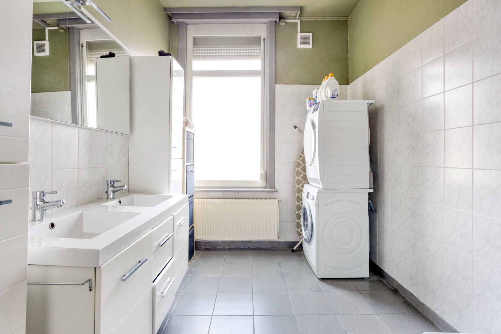 Charmante woning met 3 slpk. en gezellige patio in het centrum van Geel-Sint-Dimpna 