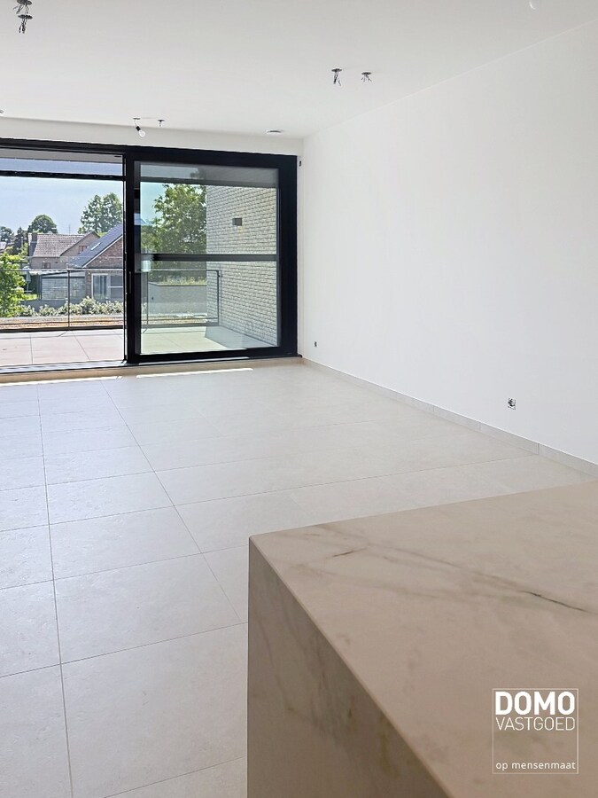 Exclusief high-end appartement met royaal terras te Hasselt (Kuringen) 