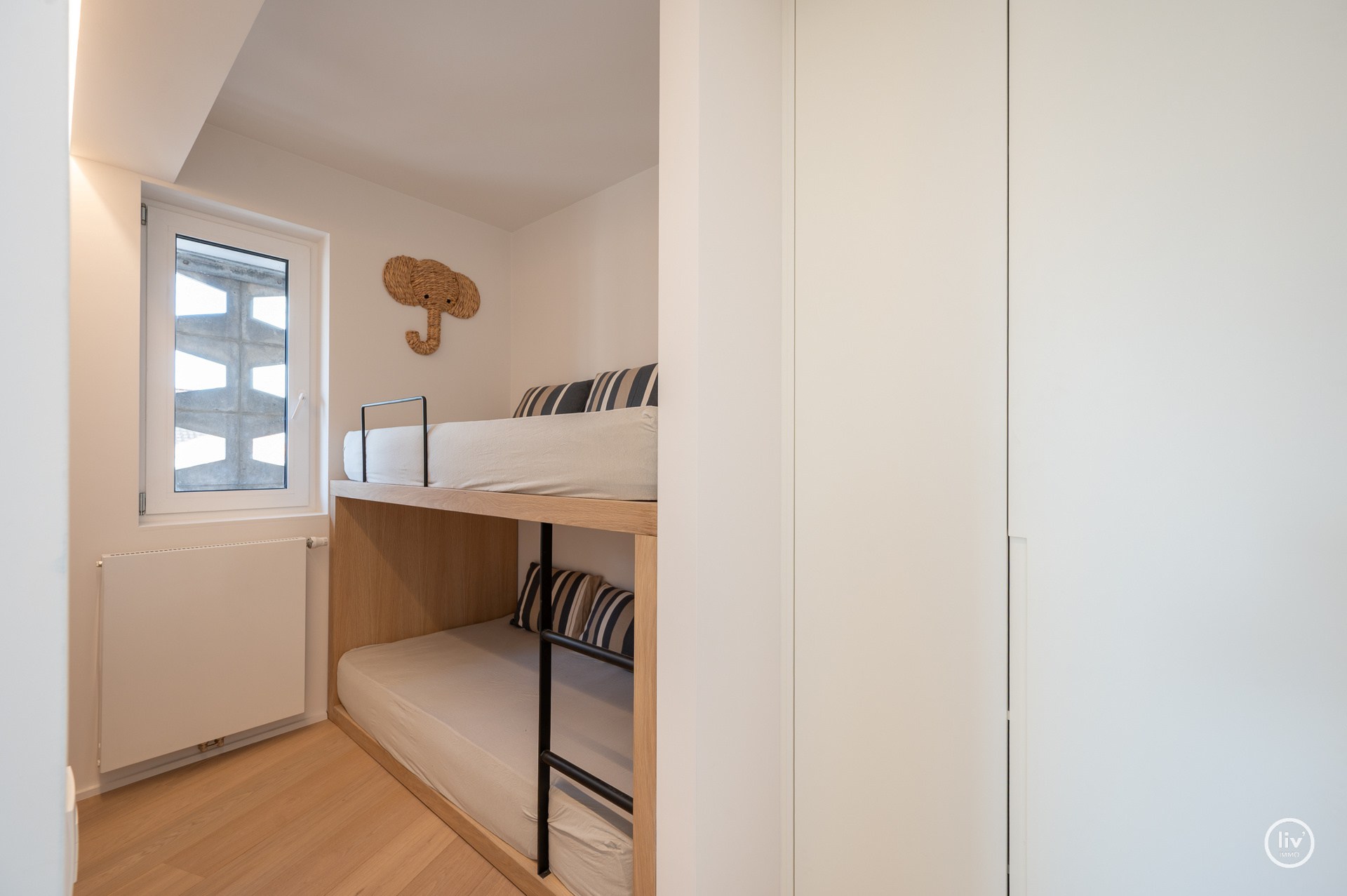 Stijlvol gerenoveerd hoekappartement op topligging in het hart van Knokke 