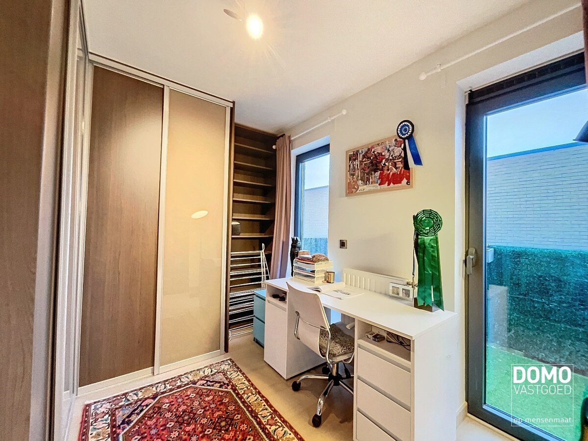 INSTAPKLAAR APPARTEMENT MET AUTOSTANDPLAATS TE CENTRUM KERMT - EPC label B 