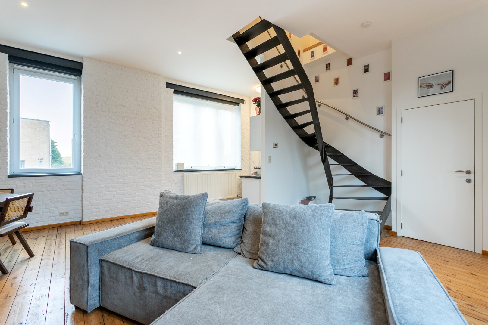 Opbrengsteigendom te koop met 3 app (+-100m²) én garagebox 