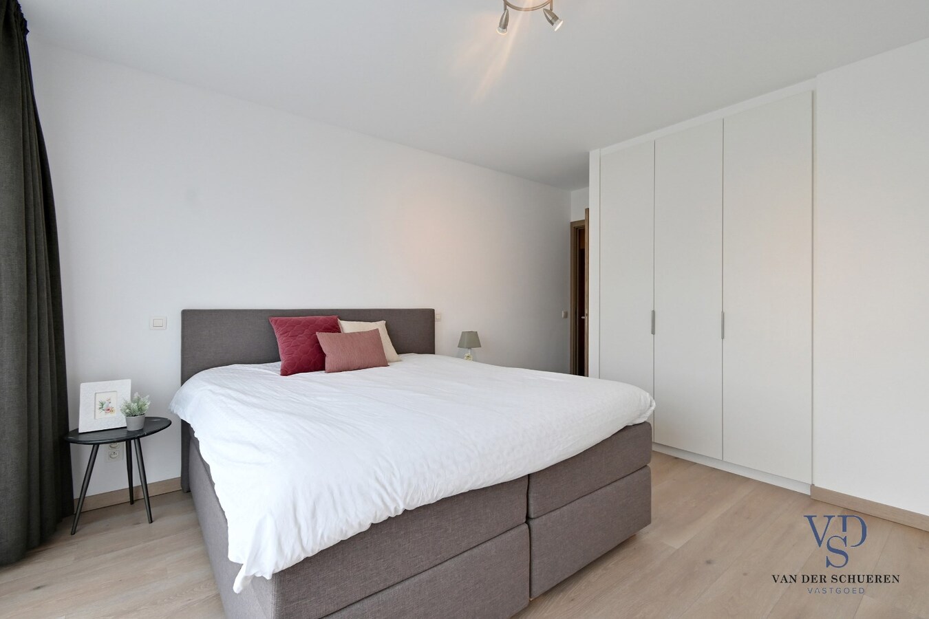 Luxueus, tijdloos wonen in Dikkelvenne. 