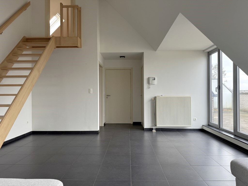 Duplex verhuurd in Ravels