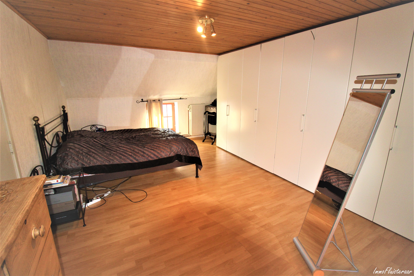 EN OPTION - Maison avec annexes et prés sur environ 1ha à Tollembeek/Galmaarden (Brabant Flamand) 