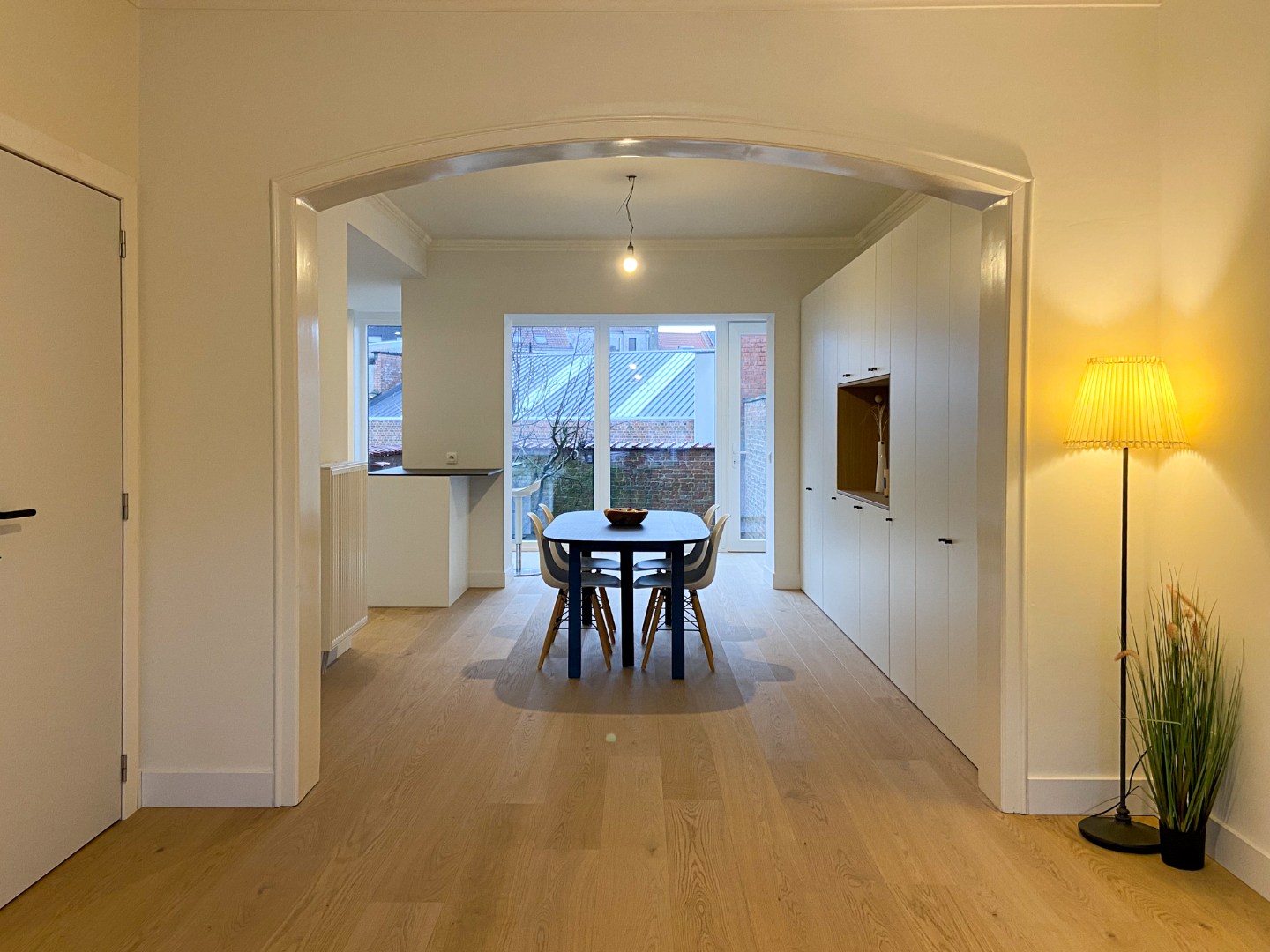 Stijlvol gerenoveerde stadswoning op topligging te Kortrijk! 