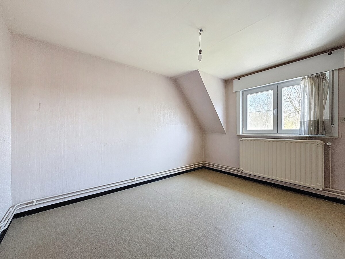 Sixties villa met opslagruimte/garage en zicht op Cotthem 