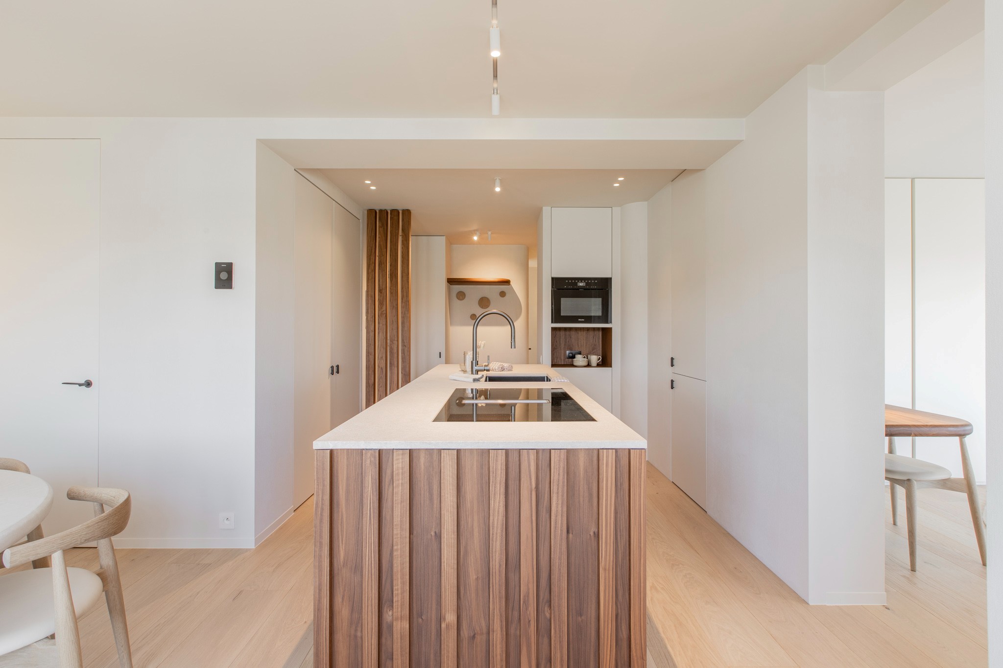 Hoogwaardig afgewerkt appartement met open zichten op het Zegemeer 