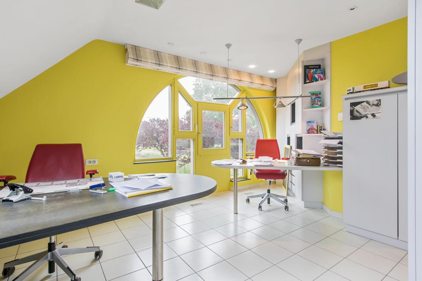Luxueuze villa met loods (600m²) op terrein van 2100 m² 