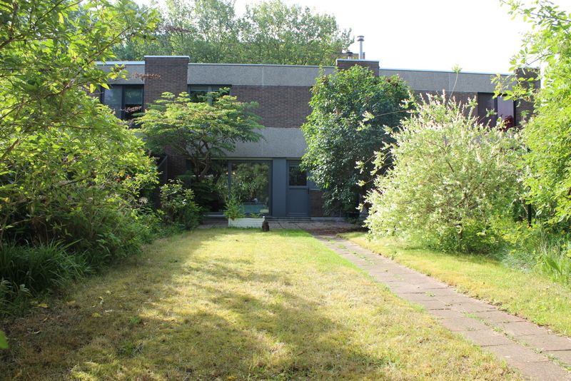 Rijwoning in rustige, groene buurt 