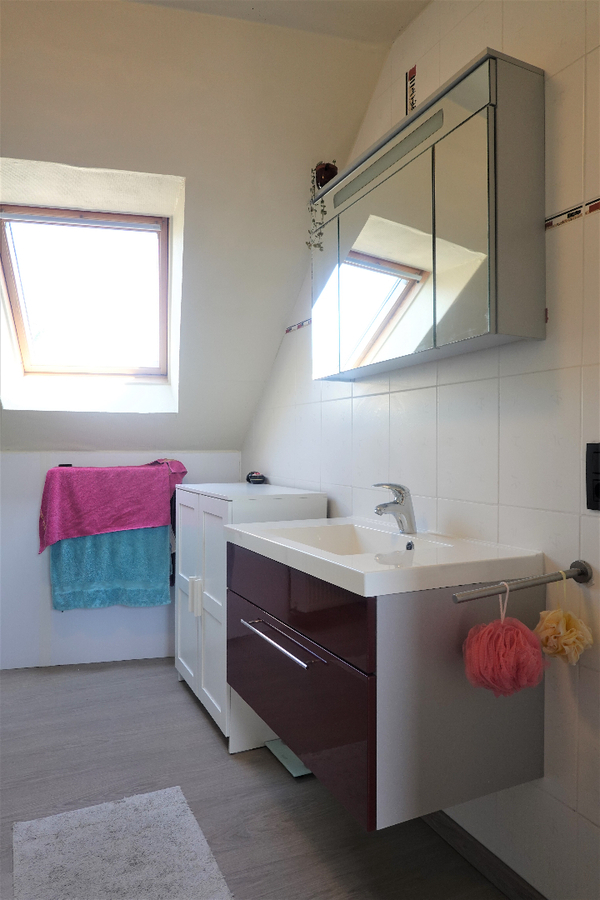 Knusse woning met grote tuin 