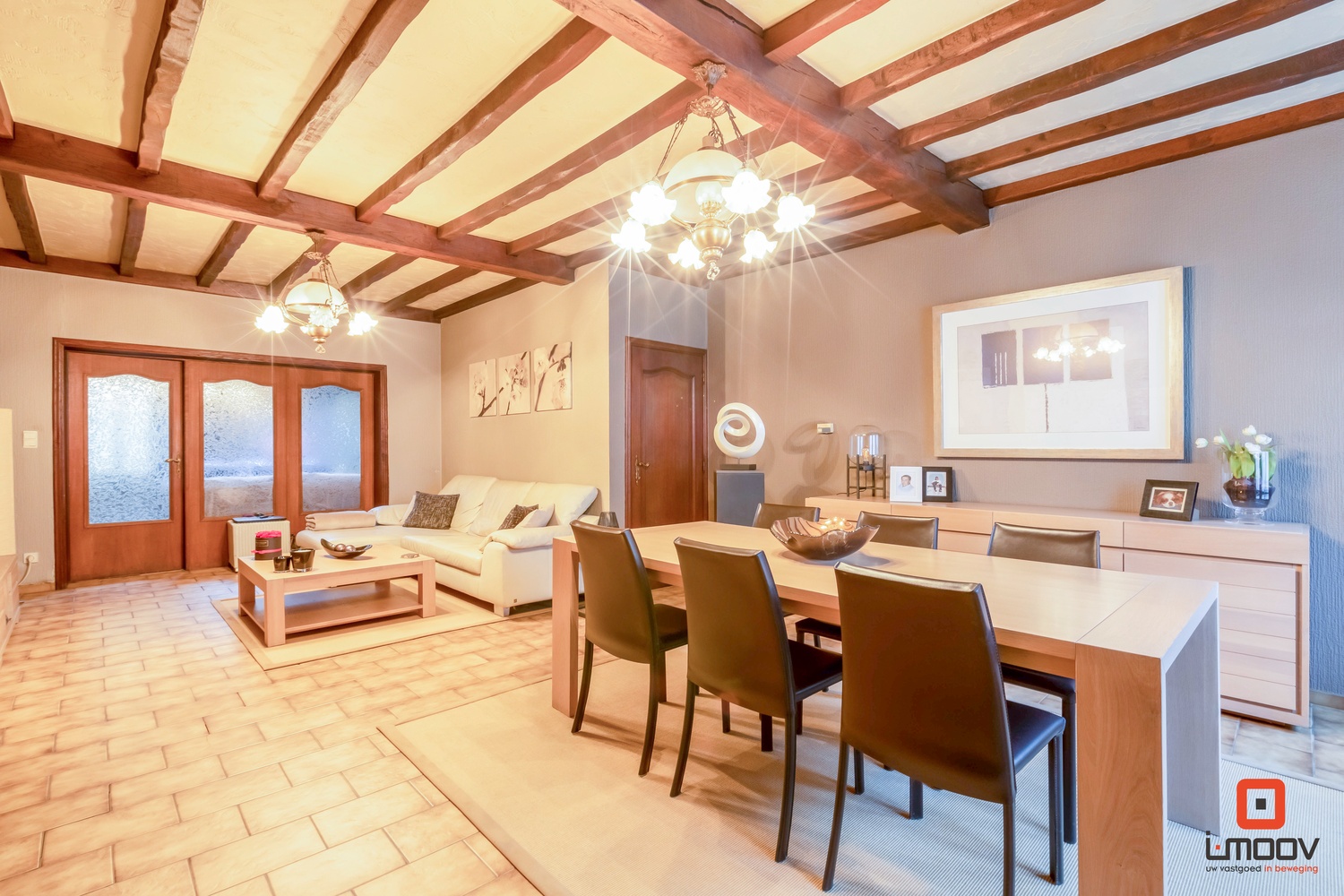 Charmante rijwoning met zeer veel mogelijkheden in Balegem! 