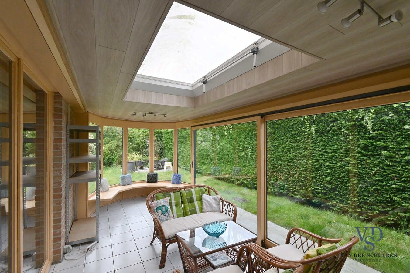 Tijdloos en lichtrijk wonen. 