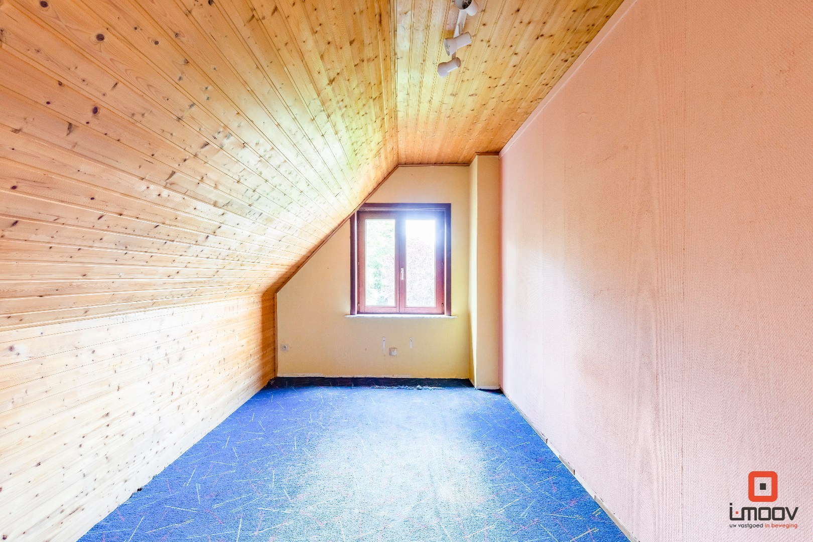 Vrijstaande woning met 3 slaapkamers op rustige ligging in het groen 