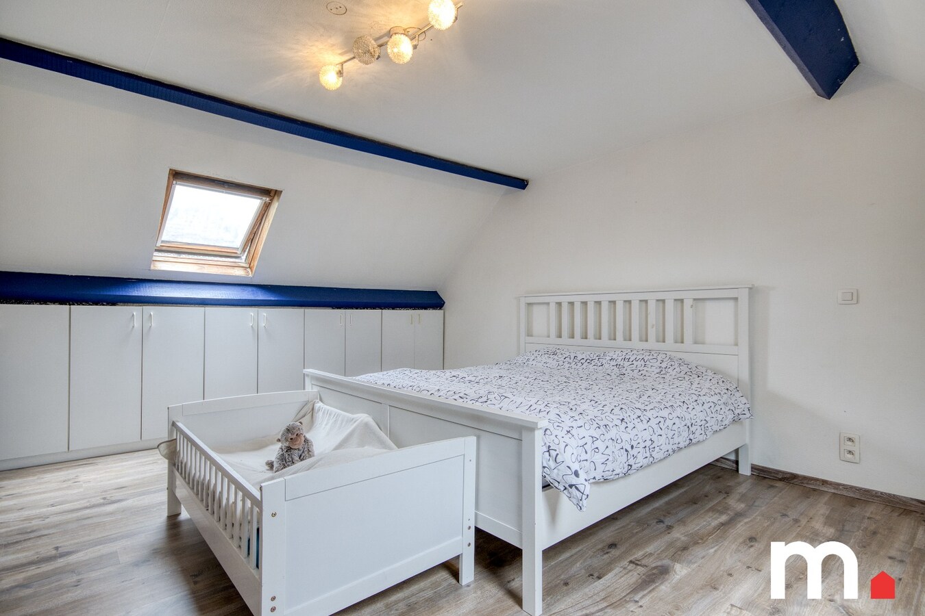 Ruime instapklare woning te koop in Zwevegem ! 