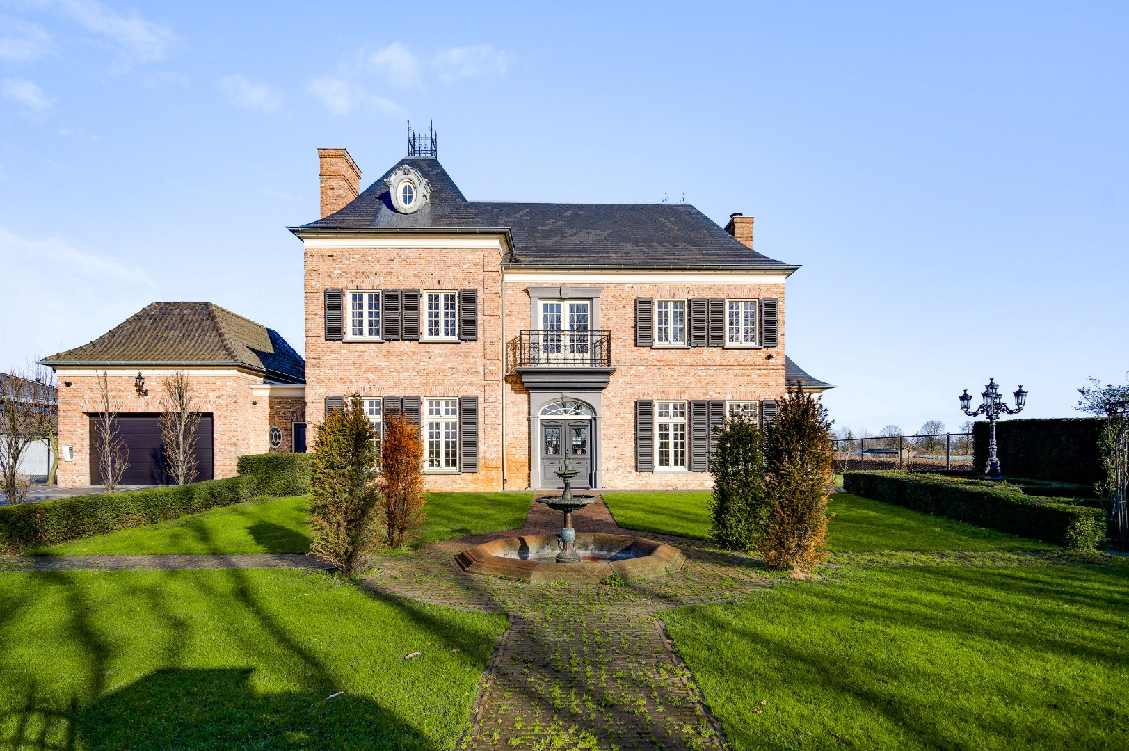 Kasteel te koop in Nederweert