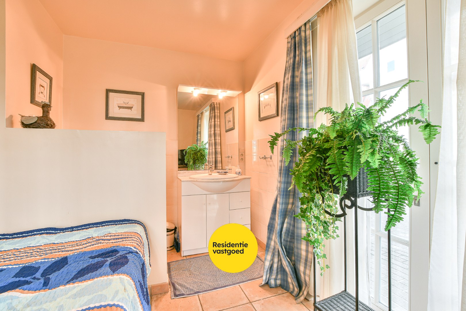 Exclusieve hoekwoning met zeezicht op topligging in de Concessie van De Haan, op 20 m van de zeedijk! 