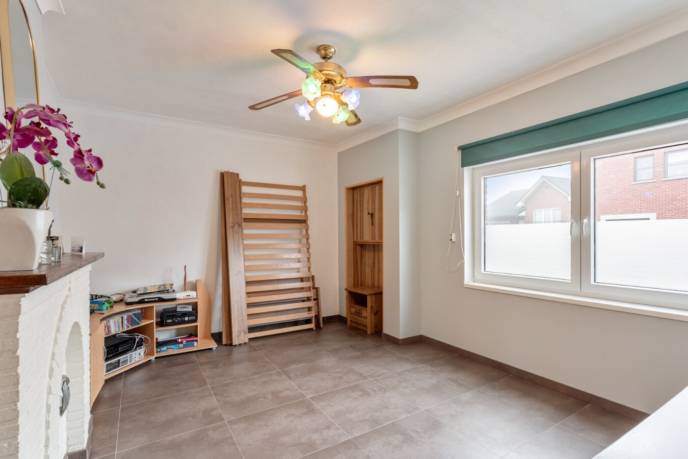 Halfvrijstaande gezinswoning op een perceel van 4a67ca op een rustige locatie te Dilsen-Stokkem. 