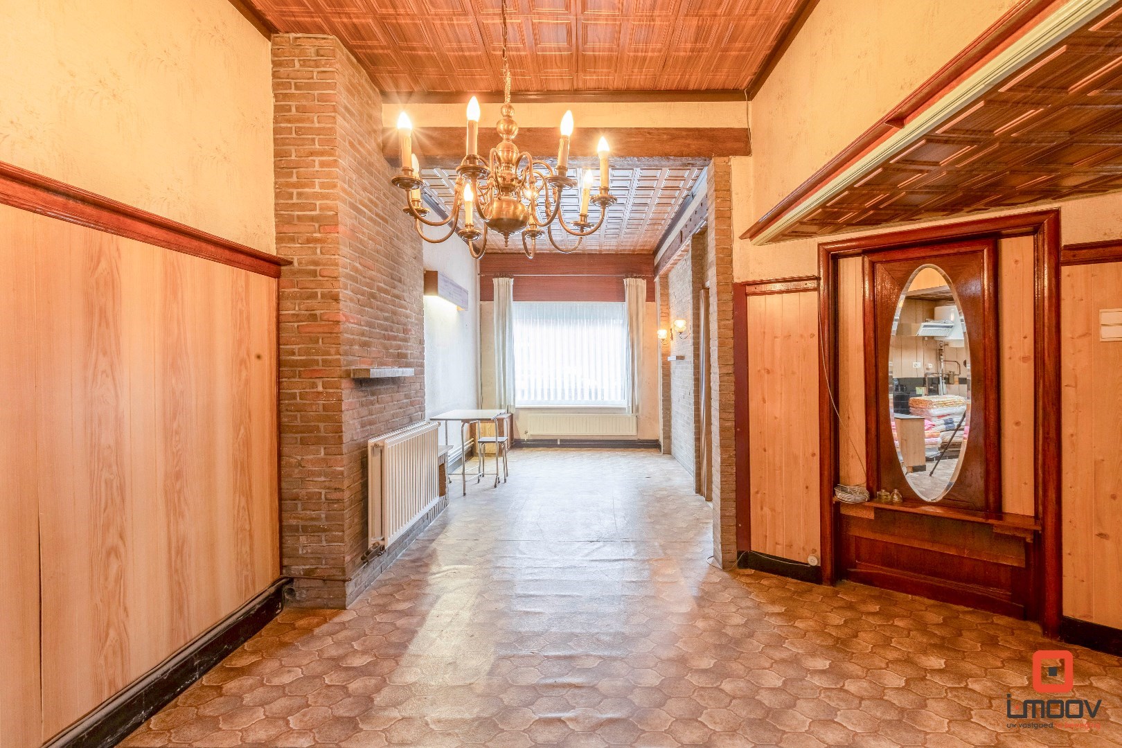 Te renoveren woning met enorm potentieel en uitstekende locatie in Sint-Amandsberg 