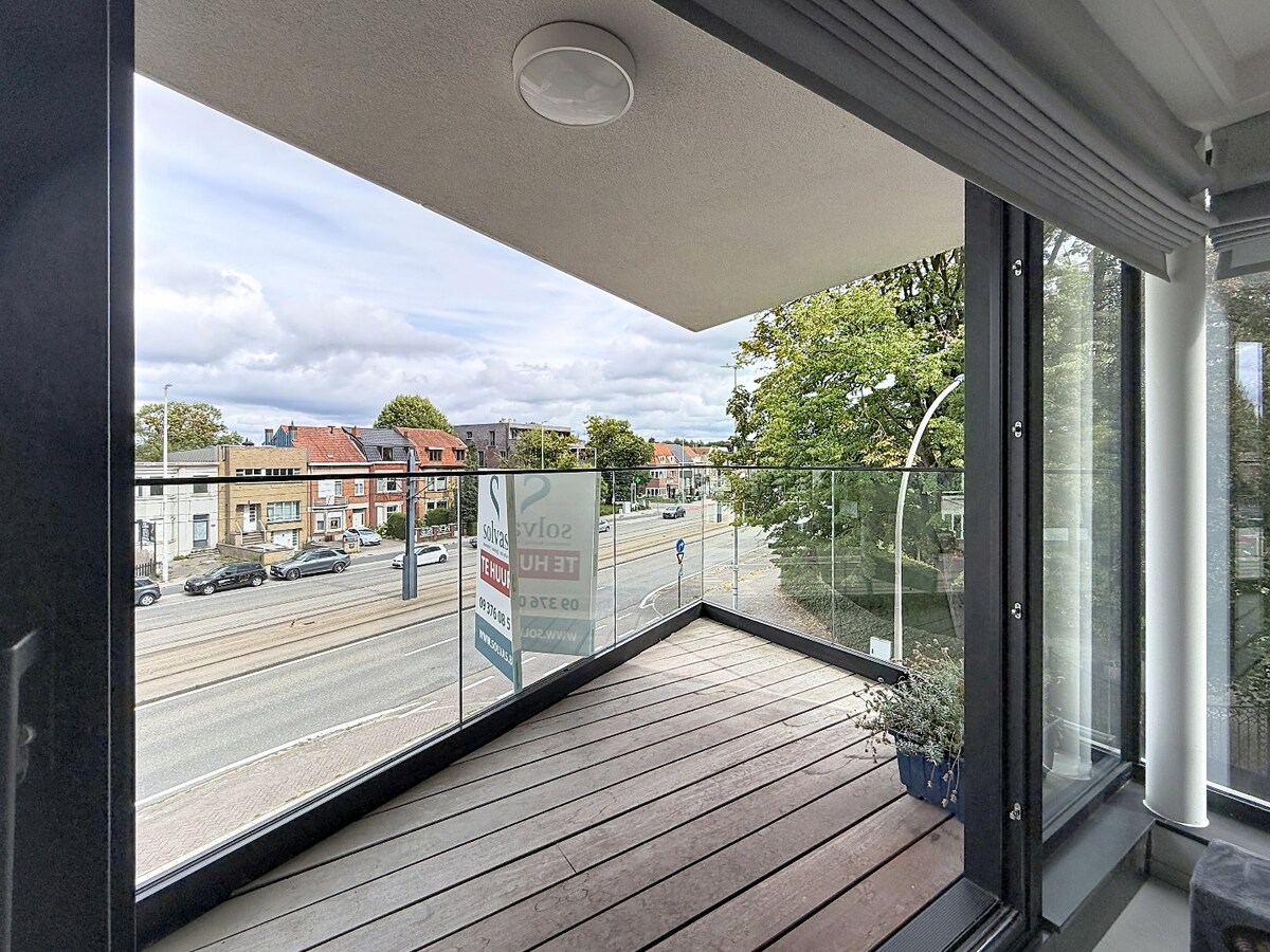 Energiezuinig 2-slaapkamerappartement met terras en zonnepanelen in Gentbrugge 