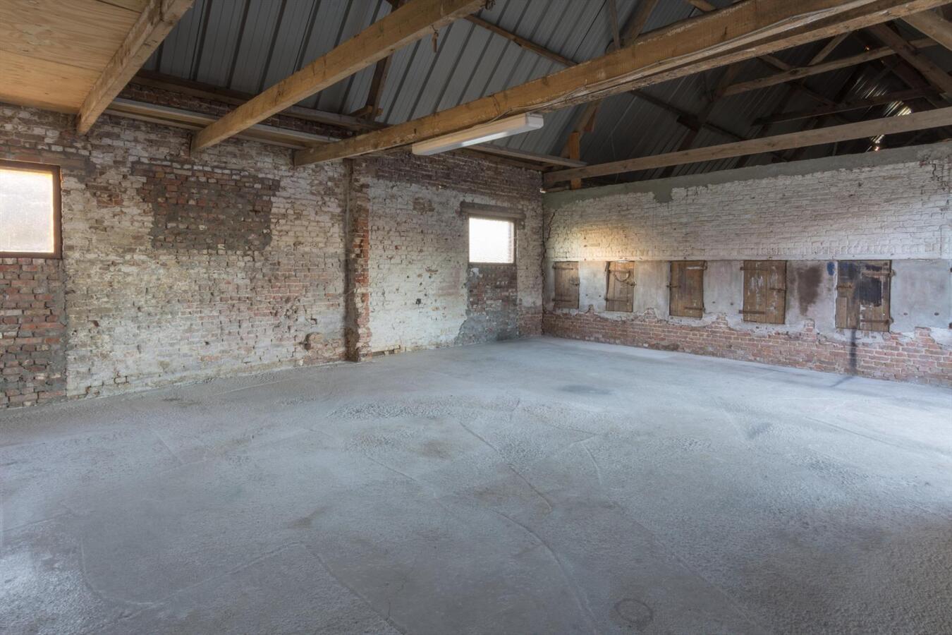 Landelijke woning met ruime schuur 