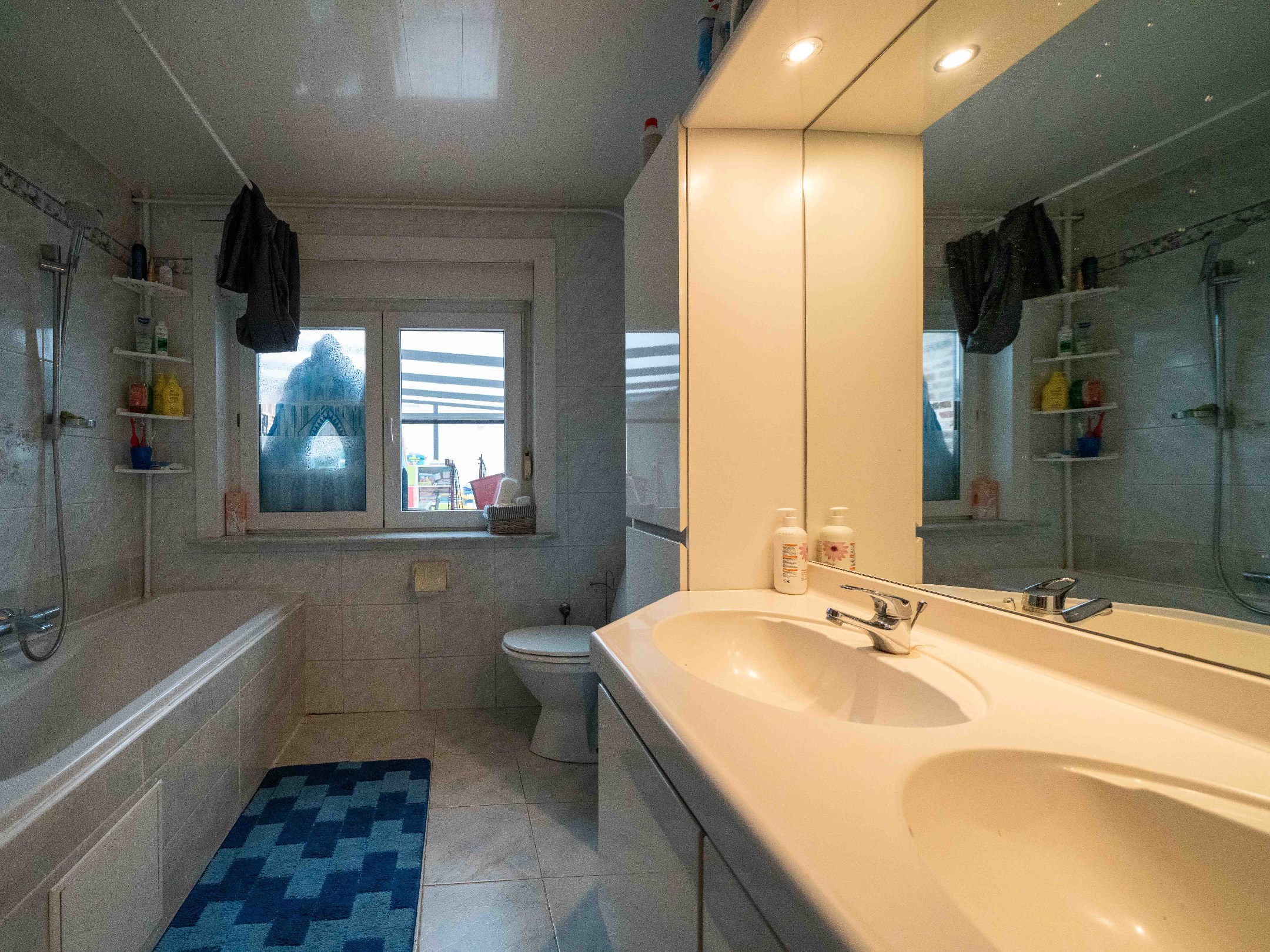 Eengezinswoning met 3 kamers, garage en tuin 