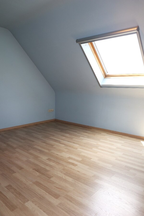 LED-on-IMMO biedt aan : Ruim Duplex Appartement in Bierbeek (Korbeek-Lo) 