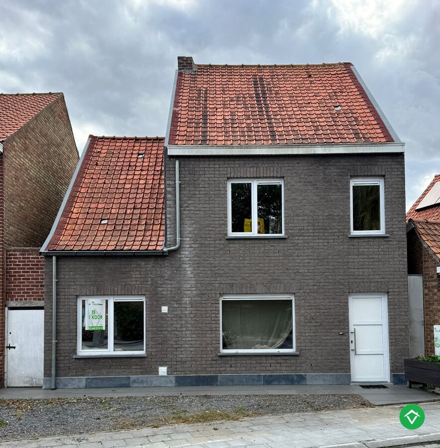 Halfopen bebouwing in Oudenburg (Ettelgem) met 4 slaapkamers en tuin 