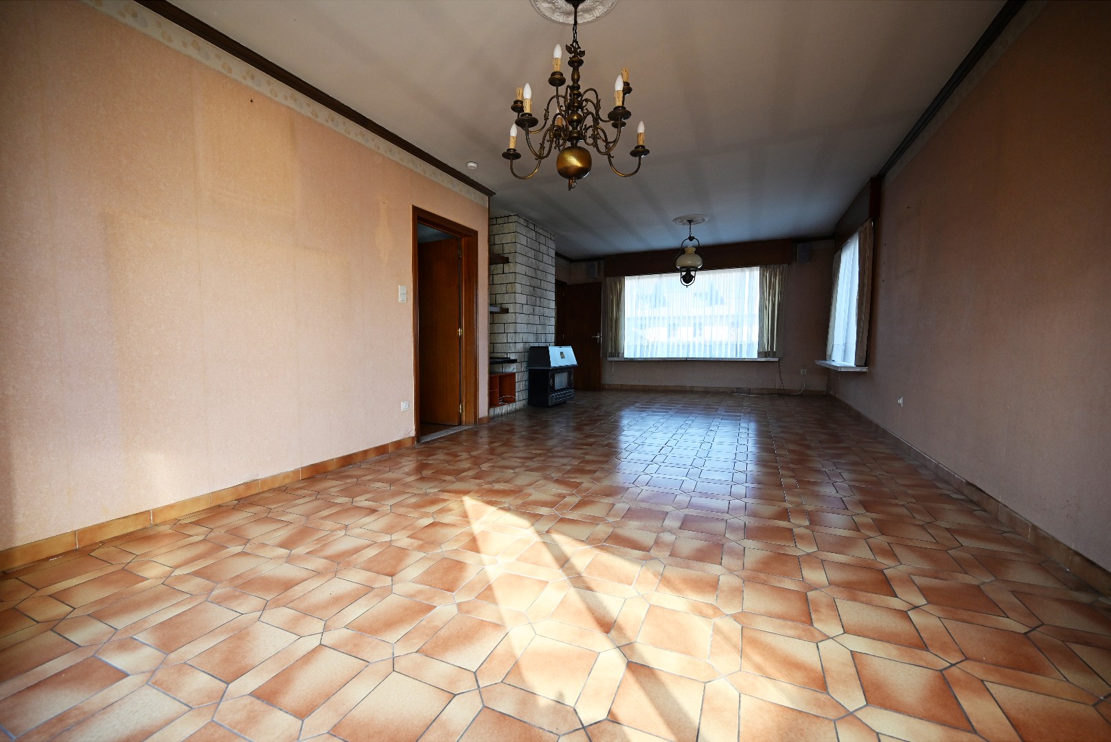 Te renoveren woning met 3 slpks op 607 m² te Lembeke 