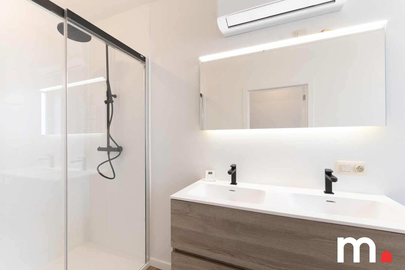 Volledig gerenoveerde woning (2025) te koop ! 