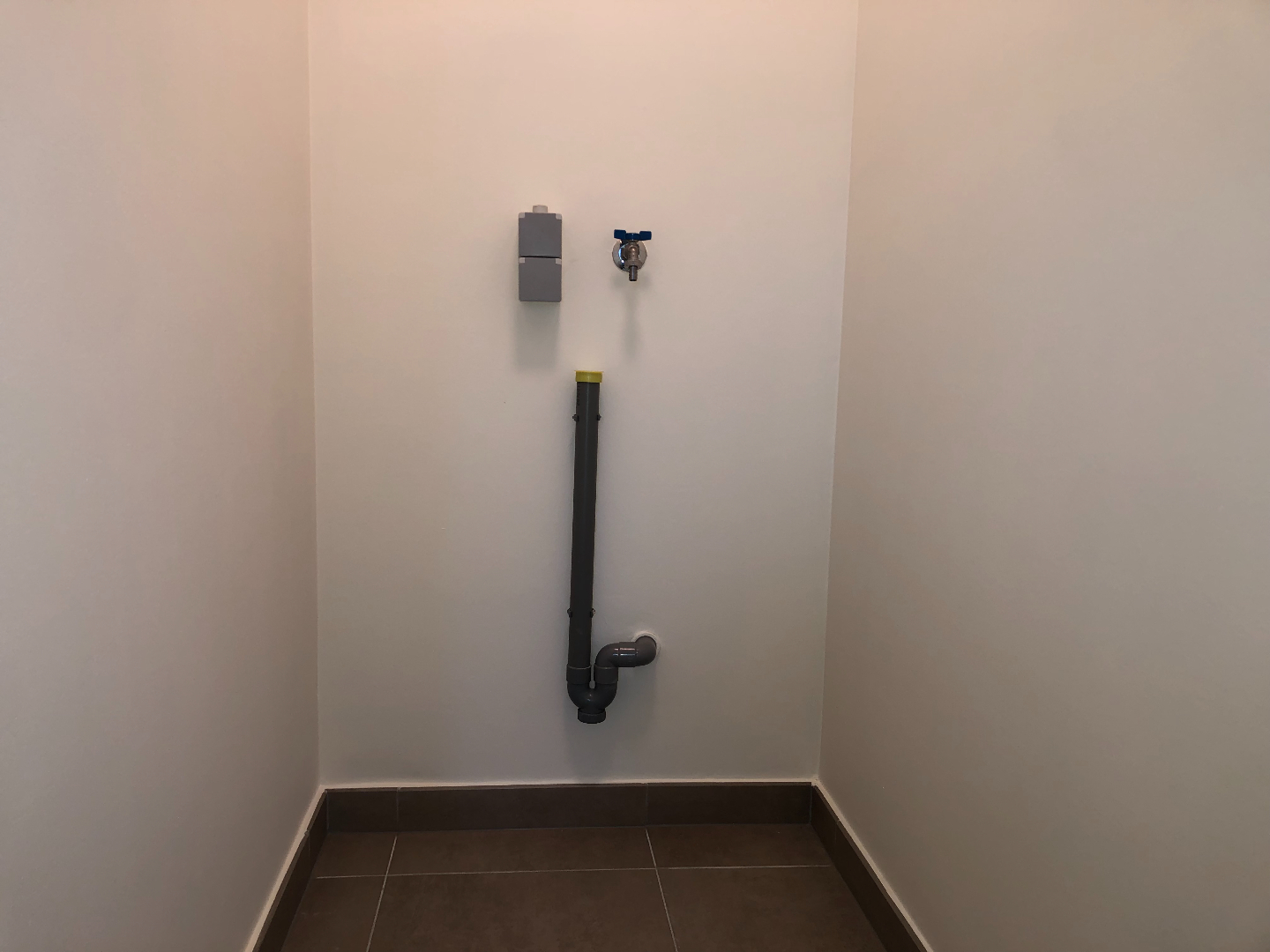 Ruim duplex appartement met 3 slpks en garage 