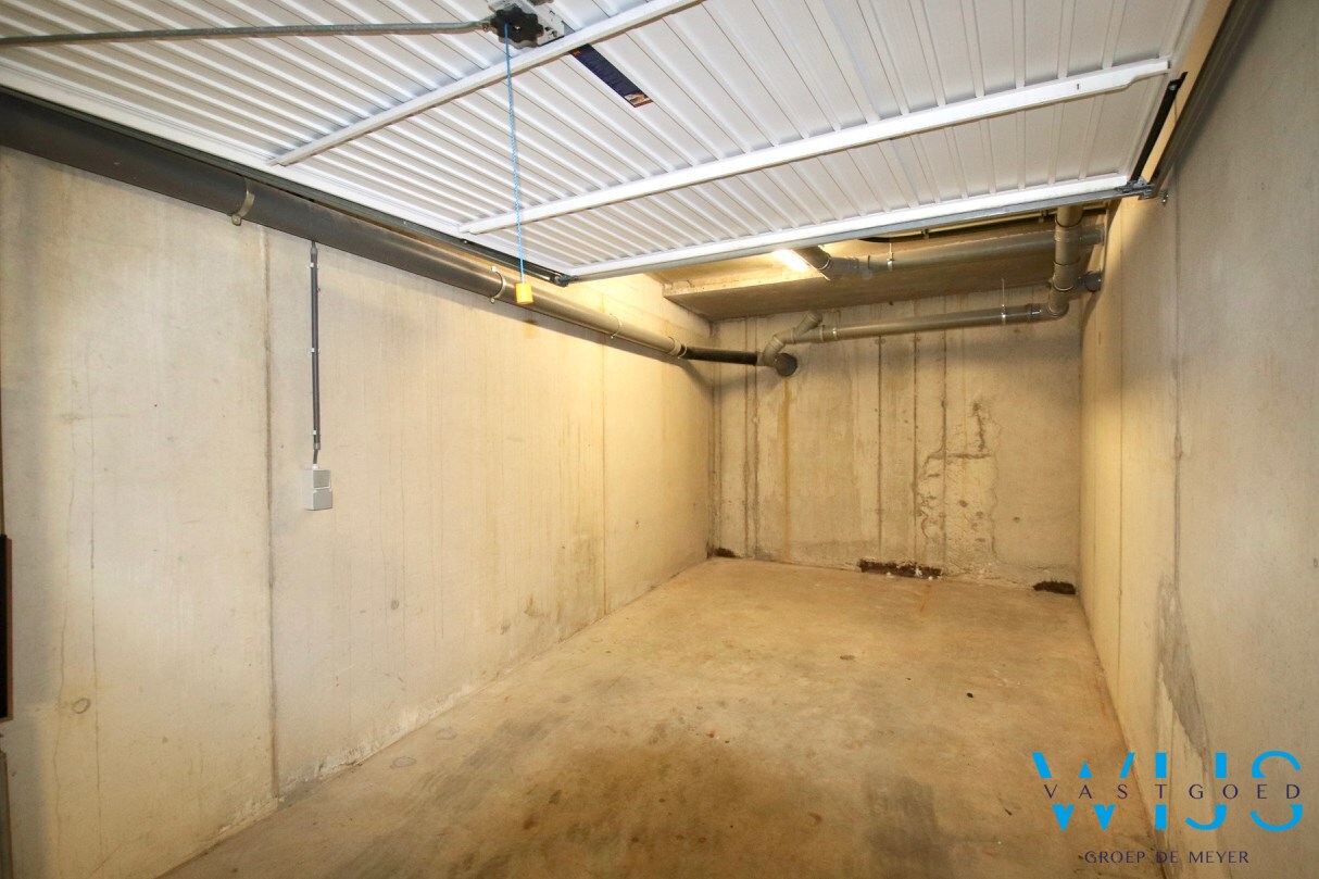 Energiezuinig GELIJKVLOERS app met garage te SLEIDINGE ! 