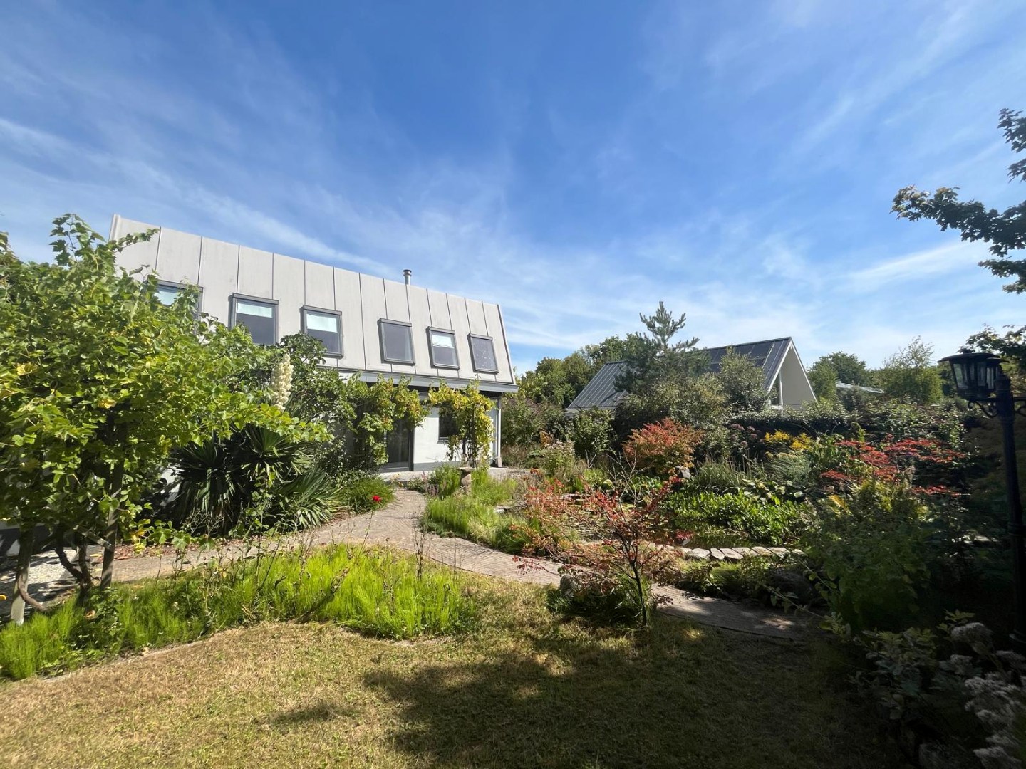 Wonen aan het water – Royale vrijstaande villa op steenworp afstand van het Veerse Meer. 