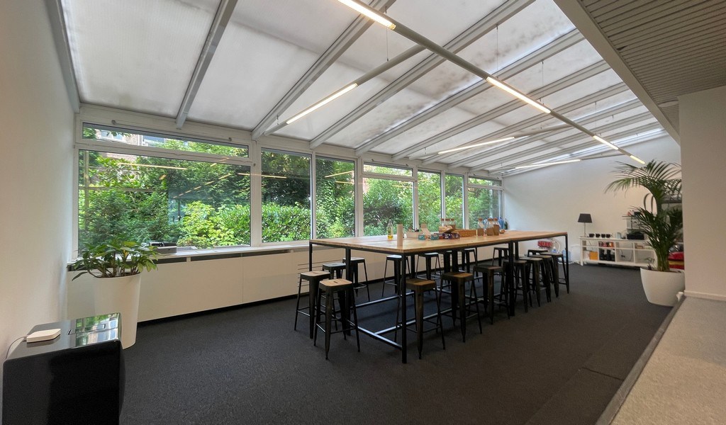 Gelijkvloers kantoor te huur nabij Singel in Antwerpen