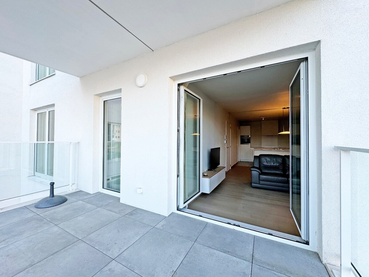 Nieuwbouw appartement met ruim terras en kelder te centrum Zottegem 