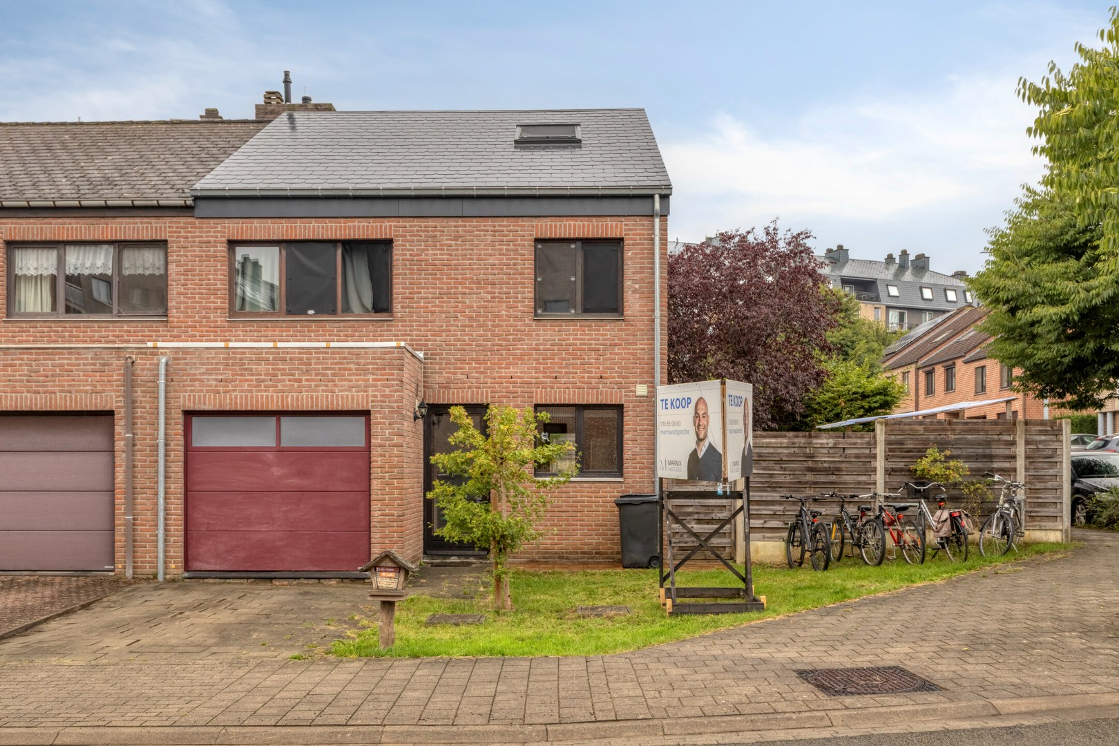Halfopen bebouwing met 5 slaapkamers, garage en tuin in Kessel-Lo! – EPC 166 kWh/m² - bewoonbare opp. 180 m² 