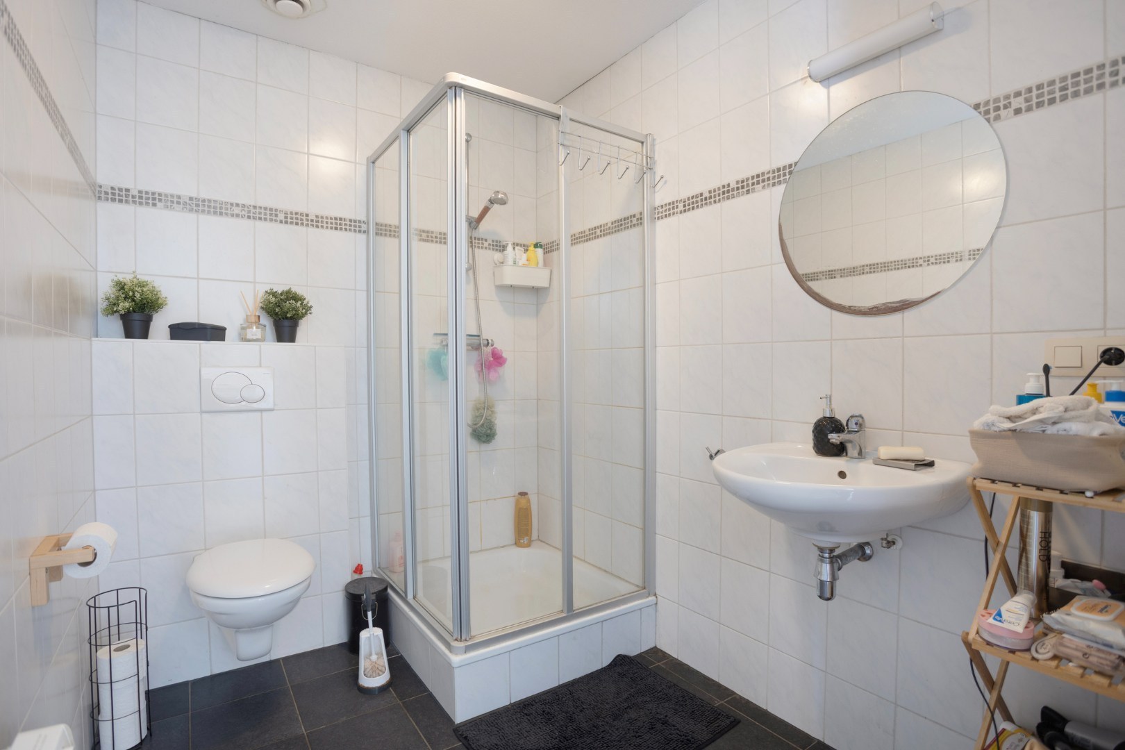 Instapklaar appartement met groot terras in centrum Geel 