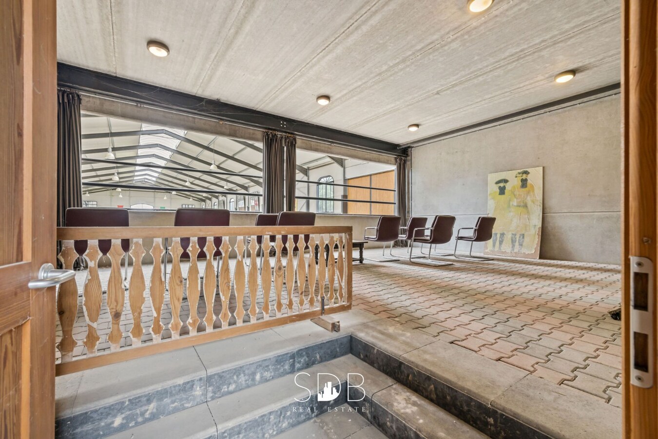 Hippische Complex met woonhuis en appartement op circa 31 Hectare 