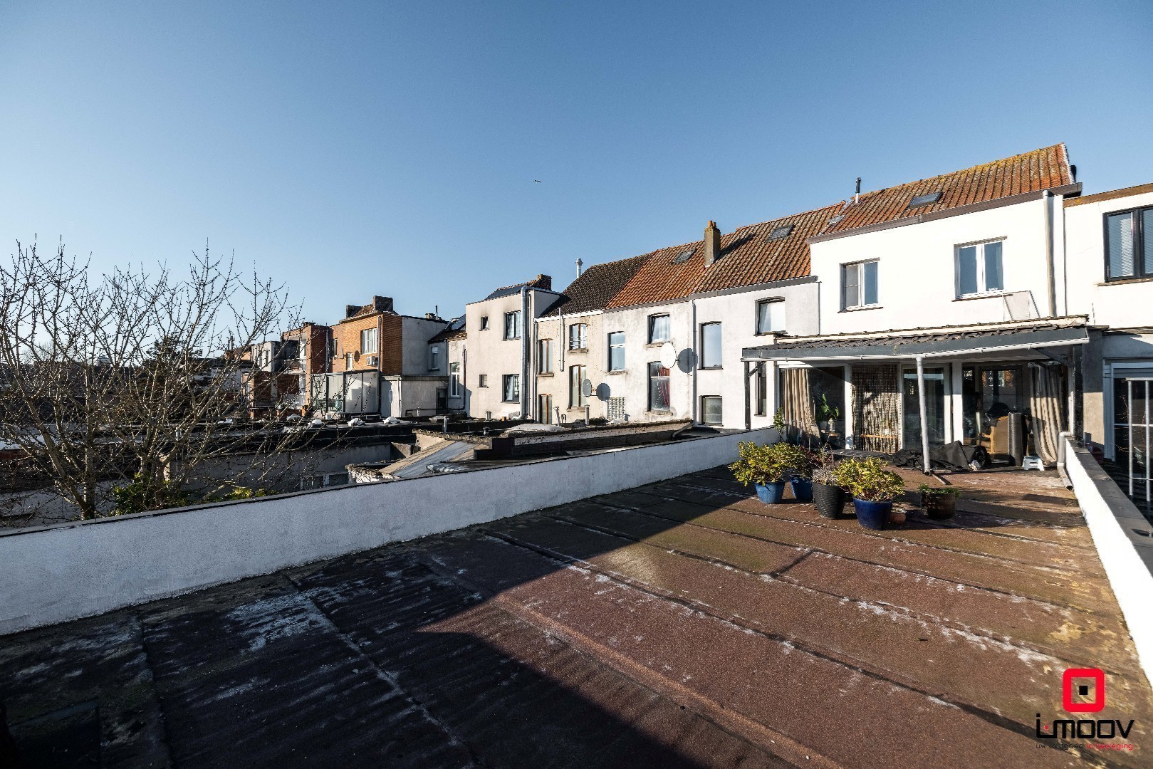 Uniek gemengd pand met commerciële invulling én ruime privéwoning in opkomende buurt van Gent 