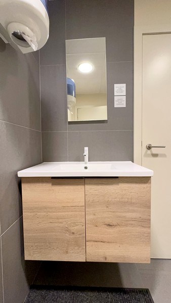 Commercieel gelijkvloers kantoor te huur nabij het station Wetteren