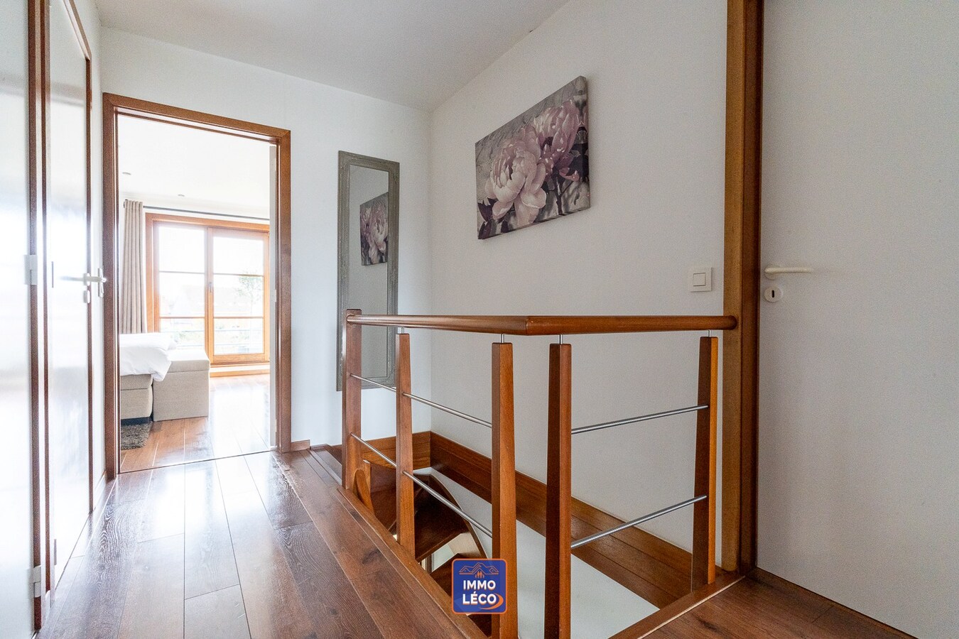 Magnifique villa érigée sur 762m², dans un clos prisé – Coup de cœur ! 