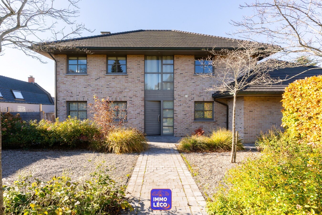 Propriété de prestige au Bois Fichaux avec dépendance, érigée sur 1899m² ! Vue imprenable ! 