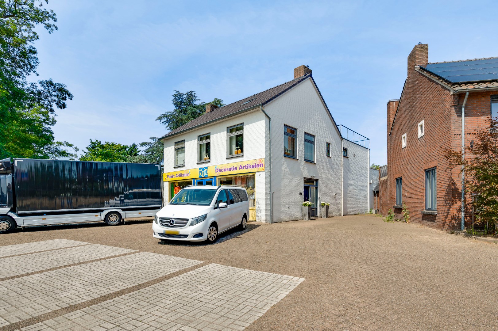 Woning te koop in Budel