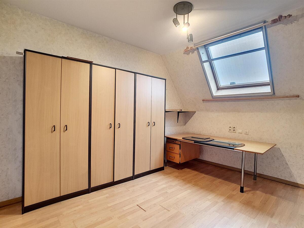 Duplex appartement met drie slaapkamers en garage op een rustige, doch centrale ligging - Heist 