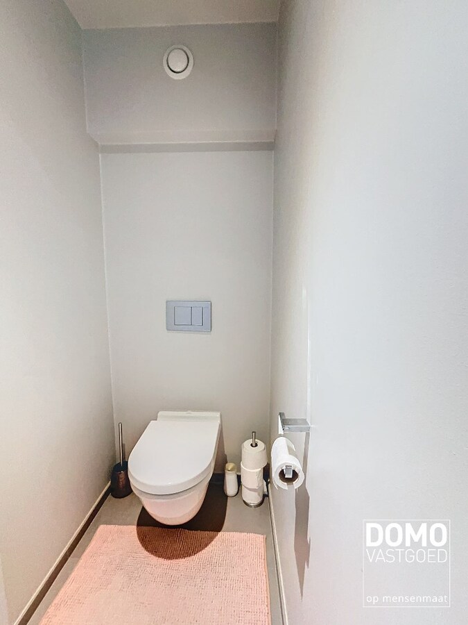 PRACHTIGE VILLA MET 3 SLAAPKAMERS, INPANDIGE GARAGE EN RUIME TUIN IN BOLDERBERG 