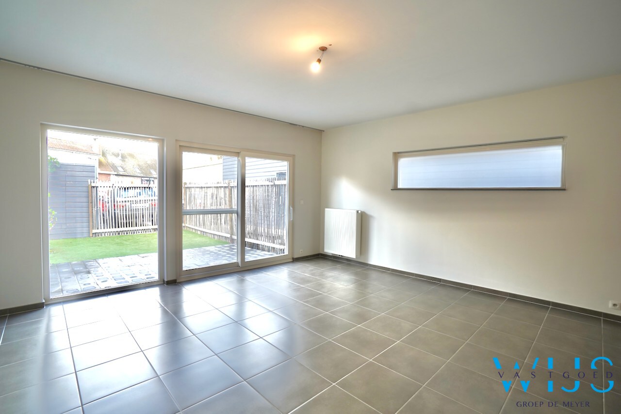 Gelijkvloersappartement met tuin en staanplaats te Ertvelde ! 