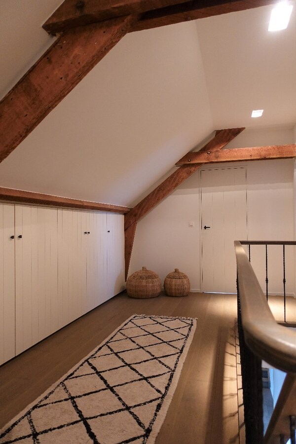 Prachtige karaktervolle villa op groot perceel nabij invalswegen 