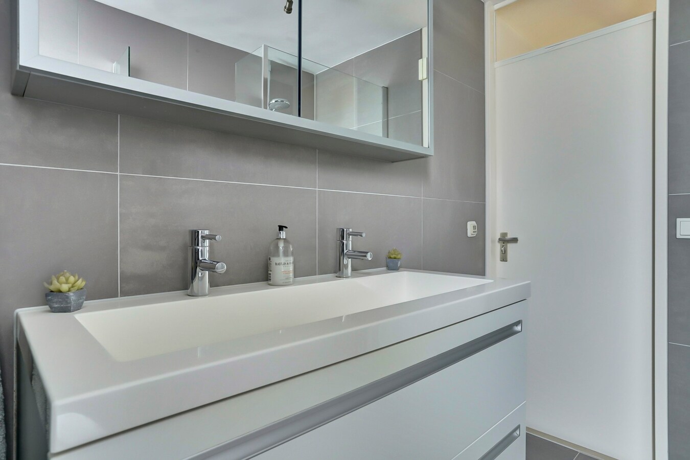 Ruime instapklare eengezinswoning 