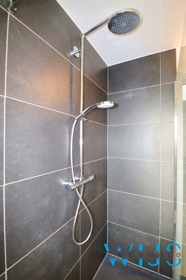 Prachtig instapklaar gelijkvloers appartement te Lievegem ! 