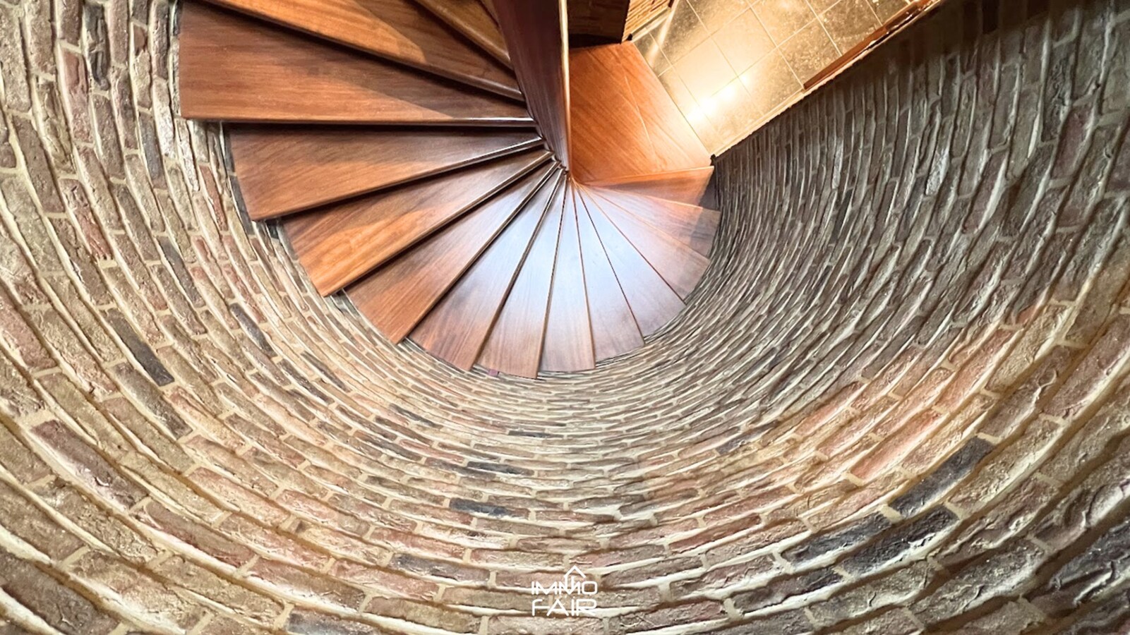 Stijlvol woon- en handelshuis met charmante stadstuin 