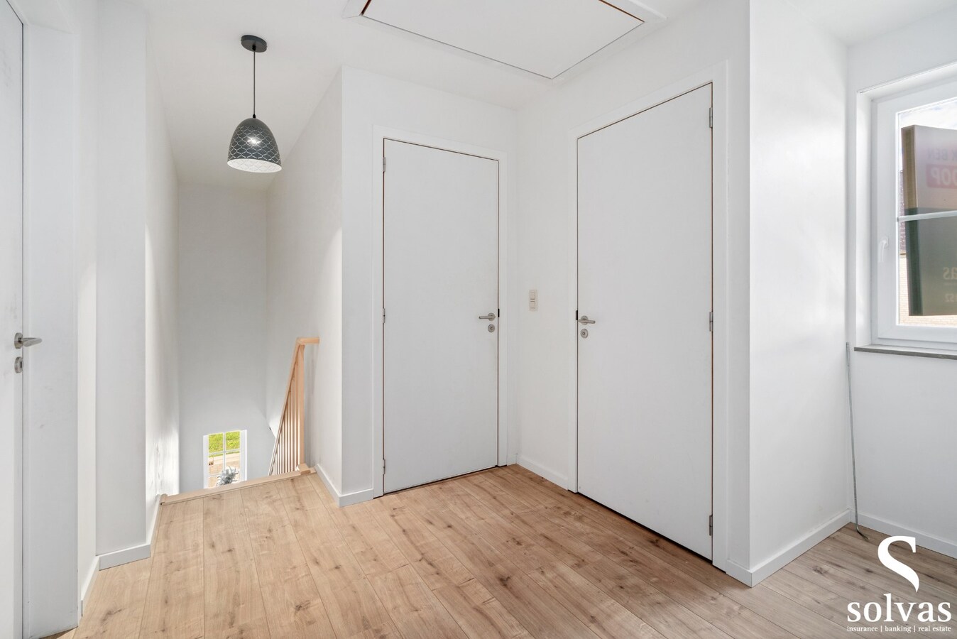 IN OPTIE: Recente halfopen bebouwing in rustige woonwijk 